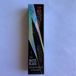 Waterproof black eyeliner last up to 24hrs